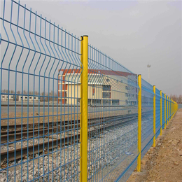 双边折弯护栏网 框架围栏网 安全隔离栏 