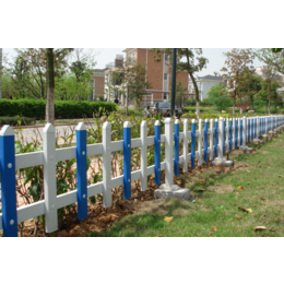 供应锌钢草坪护栏绿化带护栏庭院花圃栅栏草坪花式护栏