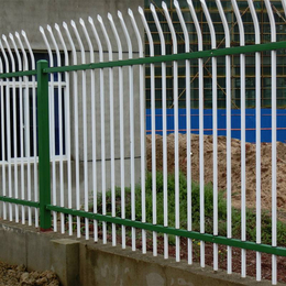 围墙铁艺护栏 喷涂铁艺护栏 三角折弯护栏 厂家定制