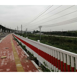 阳江市政栏杆价格 阳东道路中间护栏绿化 U型护栏钢管厚度