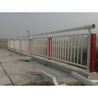 桥梁栏杆安装方式：佛山不锈钢护栏厂家