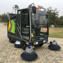 山西运城电动驾驶式扫地车
