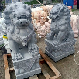 常州汉白玉石雕狮子生产厂家
