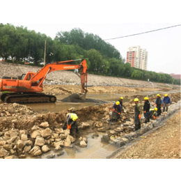 城市建设河流防冲刷雷诺护垫铺设