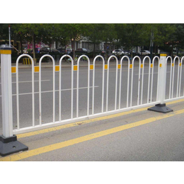 锌钢道路护栏隔离栏杆 市政护栏交通道路防撞