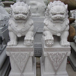 怀化汉白玉石雕狮子生产厂家