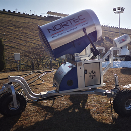 造雪机一键启动 诺泰克造雪机扩大造雪面积