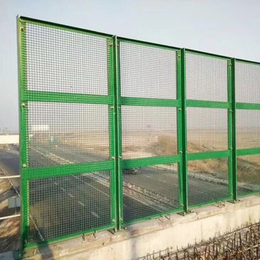 广州防眩网厂家 供应热镀锌浸塑高速公路钢板网 公路隔离栅