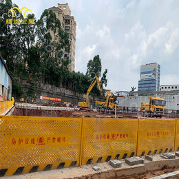 市政基坑护栏防护围栏工地临边栏杆警示道路隔离基坑护栏缩略图