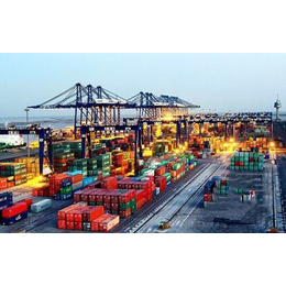 青岛走内贸集装箱海运的运费由安信捷海运公司提供报价