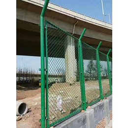 河源隔离网厂 水库包胶铁丝网 外资企业围墙护栏安装
