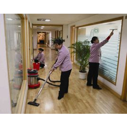 广州天河员村保洁管理公司日常卫生打扫办公室清洁阿姨