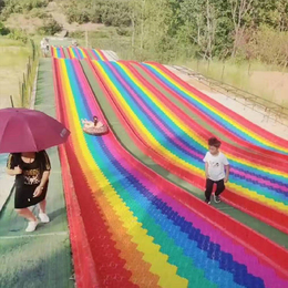 游乐彩虹滑道 塑料滑梯建设效果 网红滑道项目规划