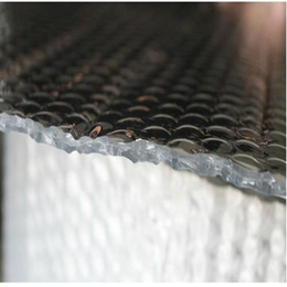 养殖厂屋面镀铝反光隔热膜隔热铝箔气泡膜环保材料厂家供应