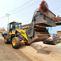 道路清扫器铲车扫路机经济实用 环卫工程装载机扫路机价格