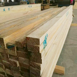 广东建筑木方生产厂家 规格齐全可按尺寸定制 工程工地建筑木方