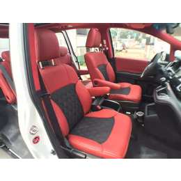 本田艾力绅改装升级座椅内饰搭配黑+红颜色方案