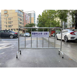 不锈钢铁马护栏隔离栏围栏地铁商场广场超市门口可移动护栏定制
