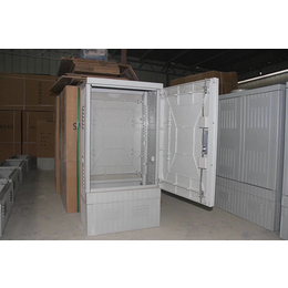 厂家玻璃钢机井房配电柜货源丰富足够的生产经验