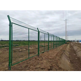 河北护栏网厂家供应果园隔离网涂塑围栏网