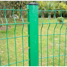 邦讯1.8x3米三角折弯护栏防护网别墅庭院围栏网桃型柱护栏网