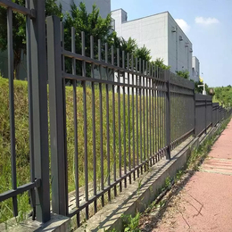 小区铁艺围栏 焊接围栏 铁艺围栏图案图片 