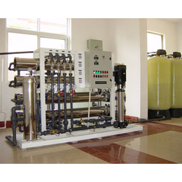 云南反渗透设备生产厂家 - 反渗透纯化水设备
