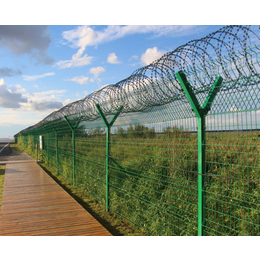 公路围栏报价-蚌埠公路围栏-安全性强-宝麒工程(查看)