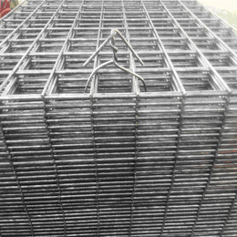 亚奇批发镀锌钢丝地热网焊接铁丝网片 圆钢钢筋网供应 