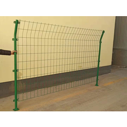 超兴铁丝防护网-黄石铁丝网-铁丝网围栏多少钱一米