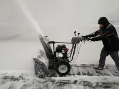 北京万富大众工业设备有限公司-除雪机篇