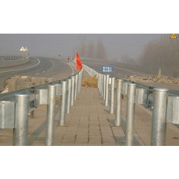 君安护栏板(多图)-高速路安装波形护栏-衢州高速波形护栏
