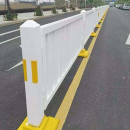 东莞人行道隔离护栏 惠州市政道路护栏 安全交通设施围栏																																			