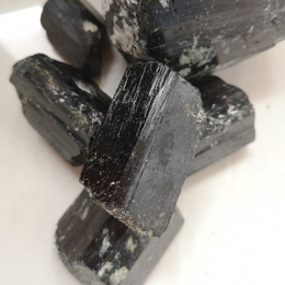 灵伍1-8cm电气石原矿 黑色灰色电气石粉 足贴涂料电气石粉