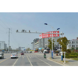 交通机电工程总包 交通标志杆 标志牌定制 信号灯杆 监控支架