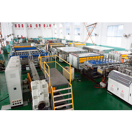 中控格子板生产设备-北京格子板生产设备-青岛合固木塑(查看)