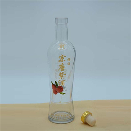 济南玻璃瓶厂-郓城金鹏玻璃-晶白料玻璃瓶厂