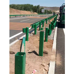 高速公路波形护栏生产厂家-呼和浩特公路波形护栏-锦泽护栏