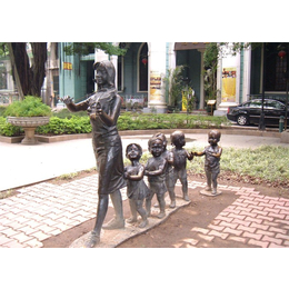 城市园林雕塑铜雕现代人-铜雕-鼎泰雕塑(查看)