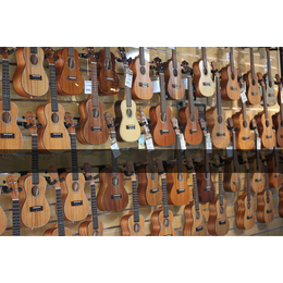  广州海珠区吉他培训琴行雅依利塔吉玛吉他专卖成与乐现代音乐