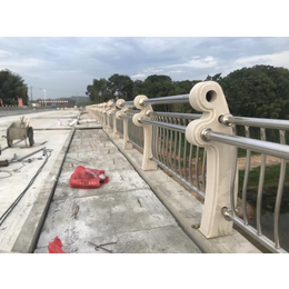 山东神龙金属桥梁护栏-河南桥梁灯光护栏设计安装
