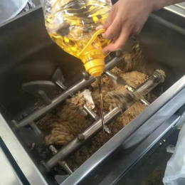 全自动拌馅机的作用-利特食品机械-蔬菜全自动拌馅机的作用